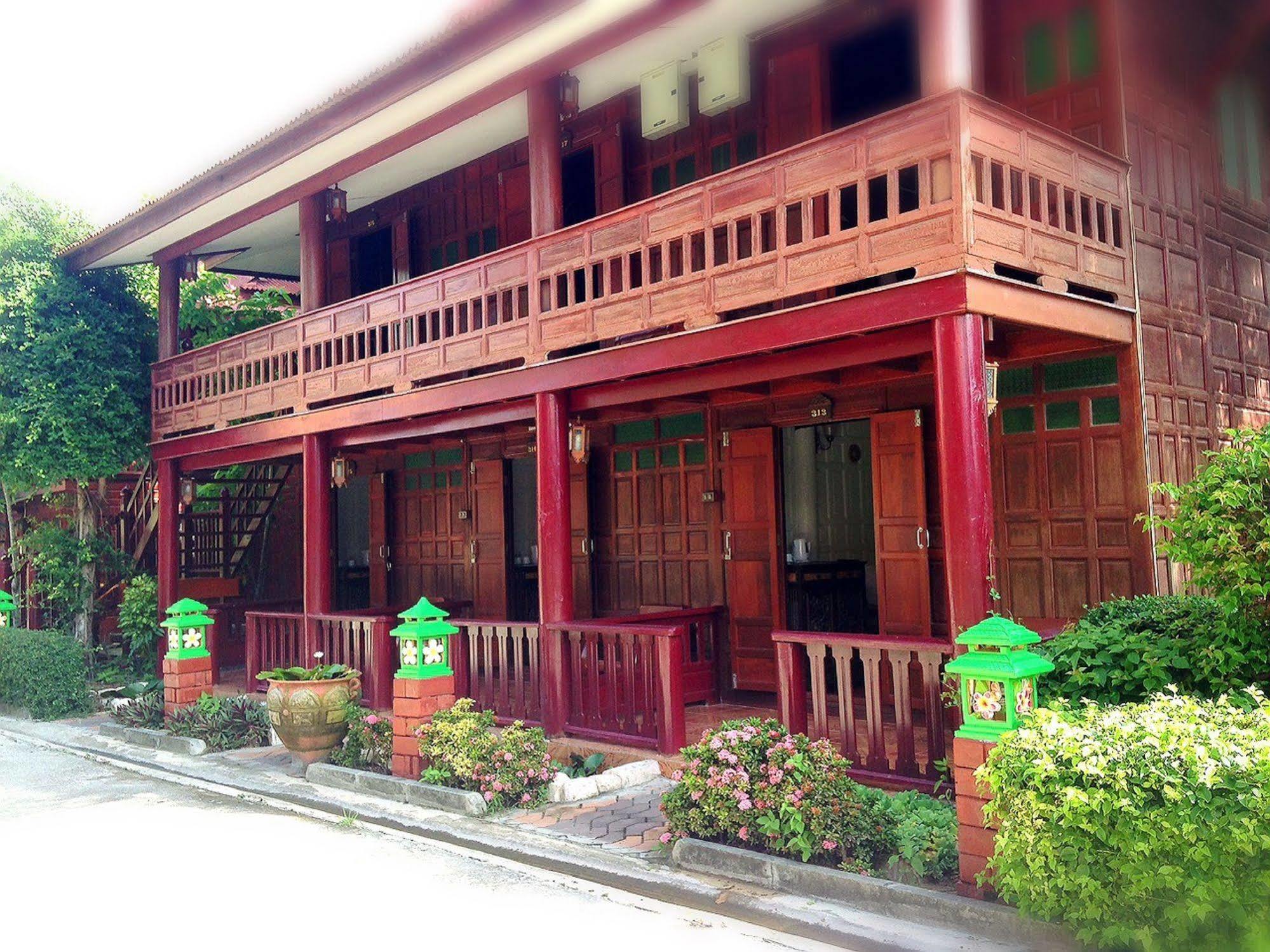 Jaroenrat Resort Samut Songkhram Exterior photo